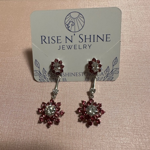 Luxury Ruby Flower - Platinum Plated - Picture 2 of 2